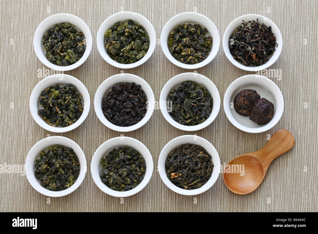 Taiwan Tee Sortiment: Oolong Tee, Bügeleisen Göttin Tee, Pu-erh Tee Stockfoto