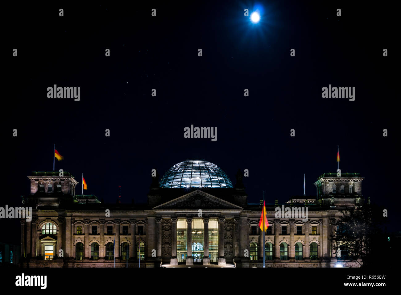 Reichstag in der Nacht. Berlin. Deutschland. Stockfoto
