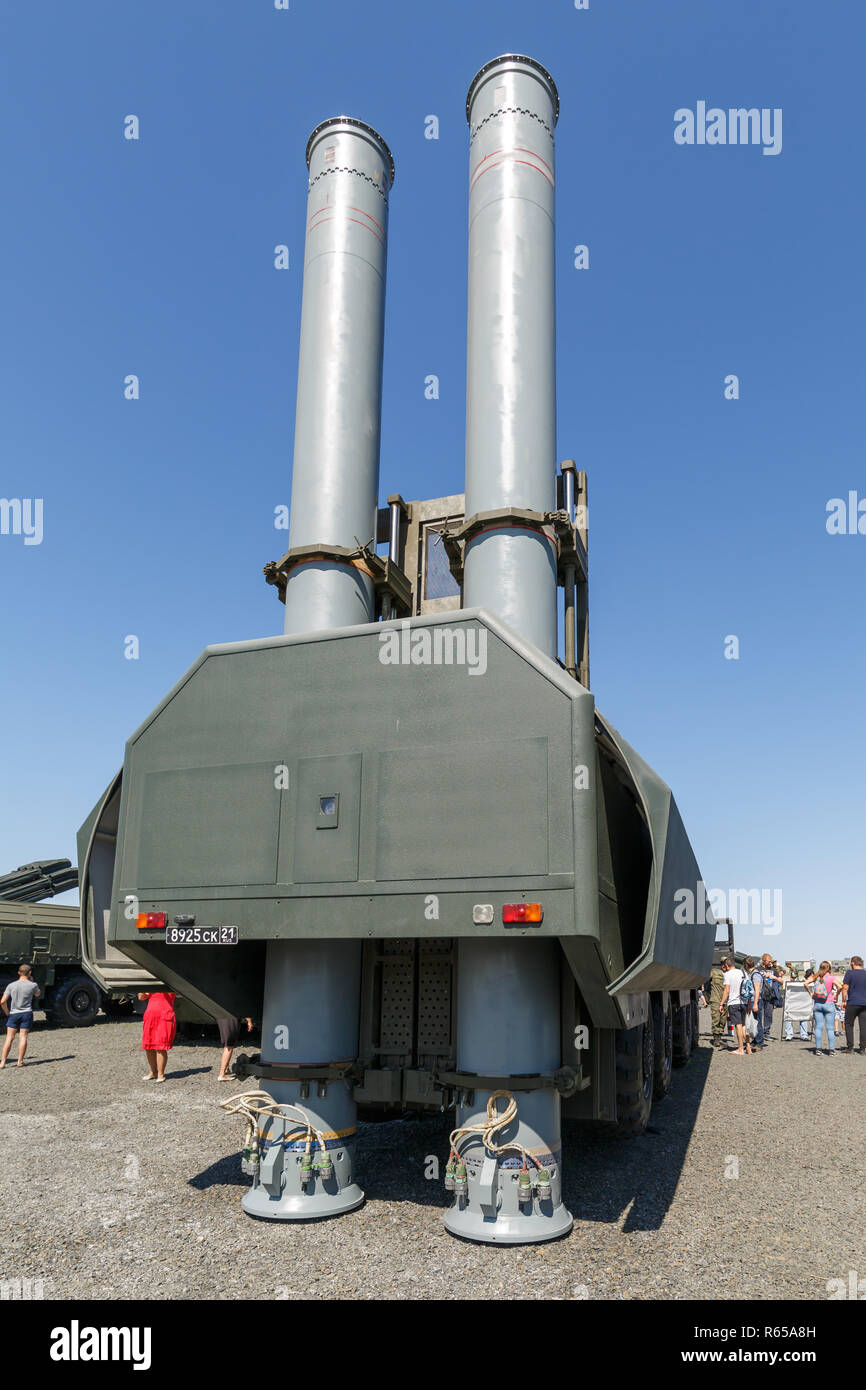 Internationale militärische technische Forum' Armee 2018". Bastion Küsten Raketenwerfer mit Yakhont und P-800 Oniks Anti-Schiffs-Raketen. Ansicht von hinten Stockfoto