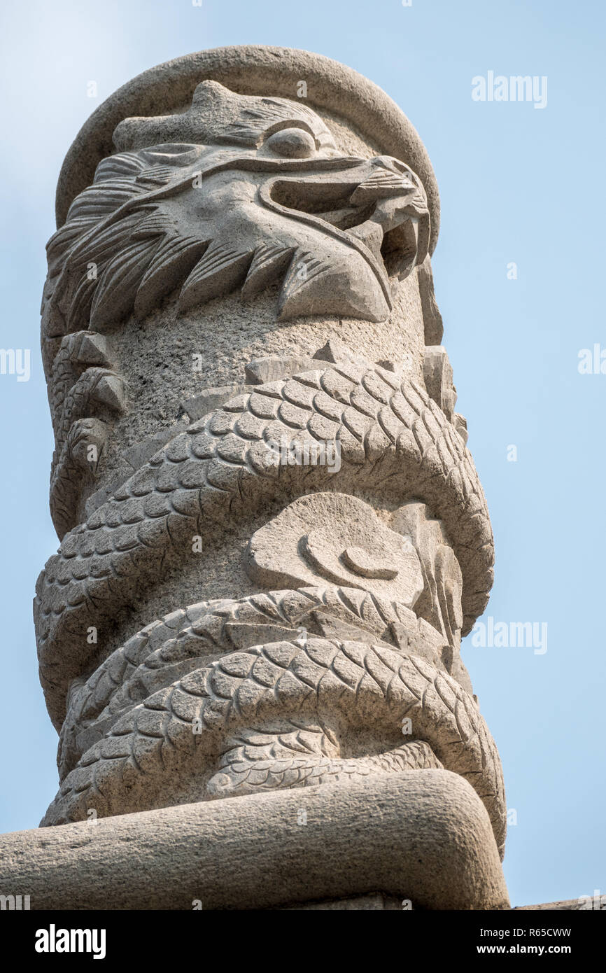 Antike Statue der Drache im Laoshan in der Nähe von Qingdao Stockfoto