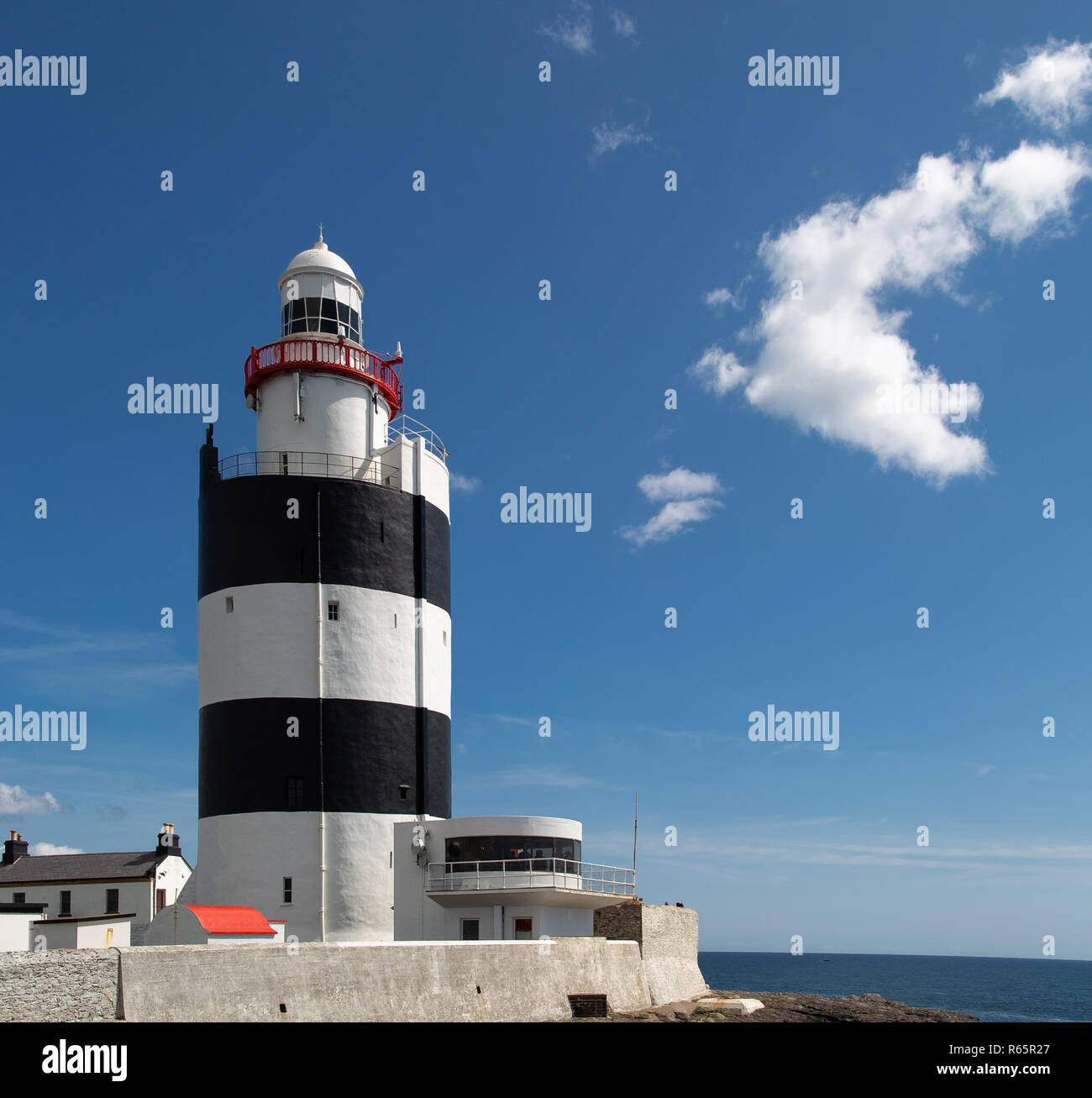 Leuchtturm am Haken Halbinsel im County Wexford im Südosten Irlands in der Nähe von Waterford Irland Hook Lighthouse ist eine beliebte Touristenattraktion Stockfoto