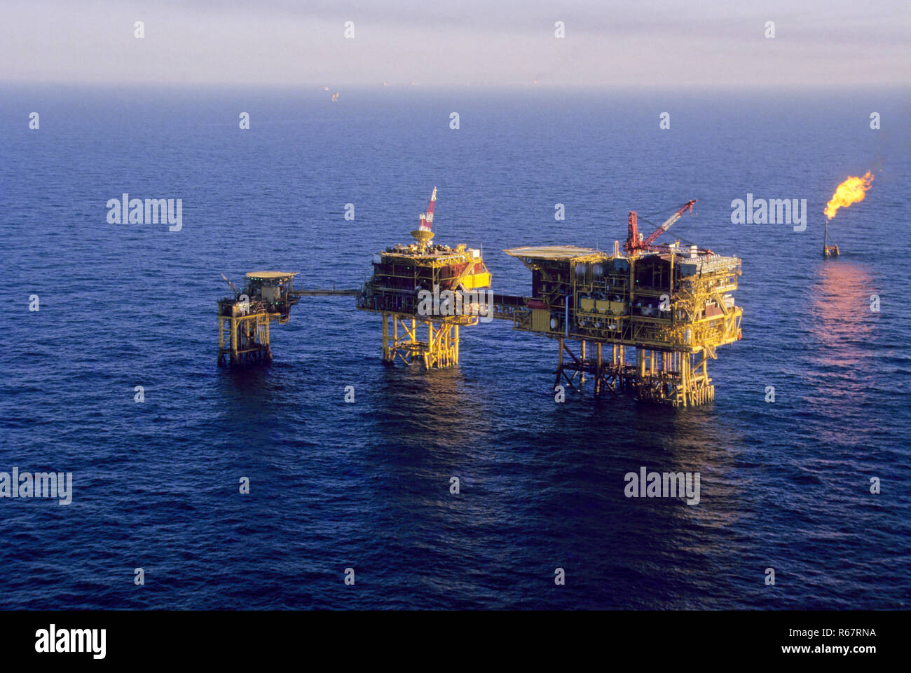 Bohrinsel, offshore Öl Plattform Stockfoto