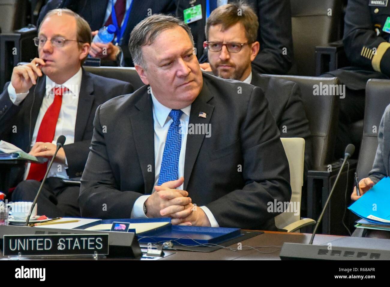 Brüssel, Belgien. 4. Dez 2018. Us-Staat Mike Pompeo während des Nordatlantischen Rates in Georgien und der Ukraine in der NATO-Zentrale 4. Dezember 2018 in Brüssel, Belgien. Credit: Planetpix/Alamy leben Nachrichten Stockfoto