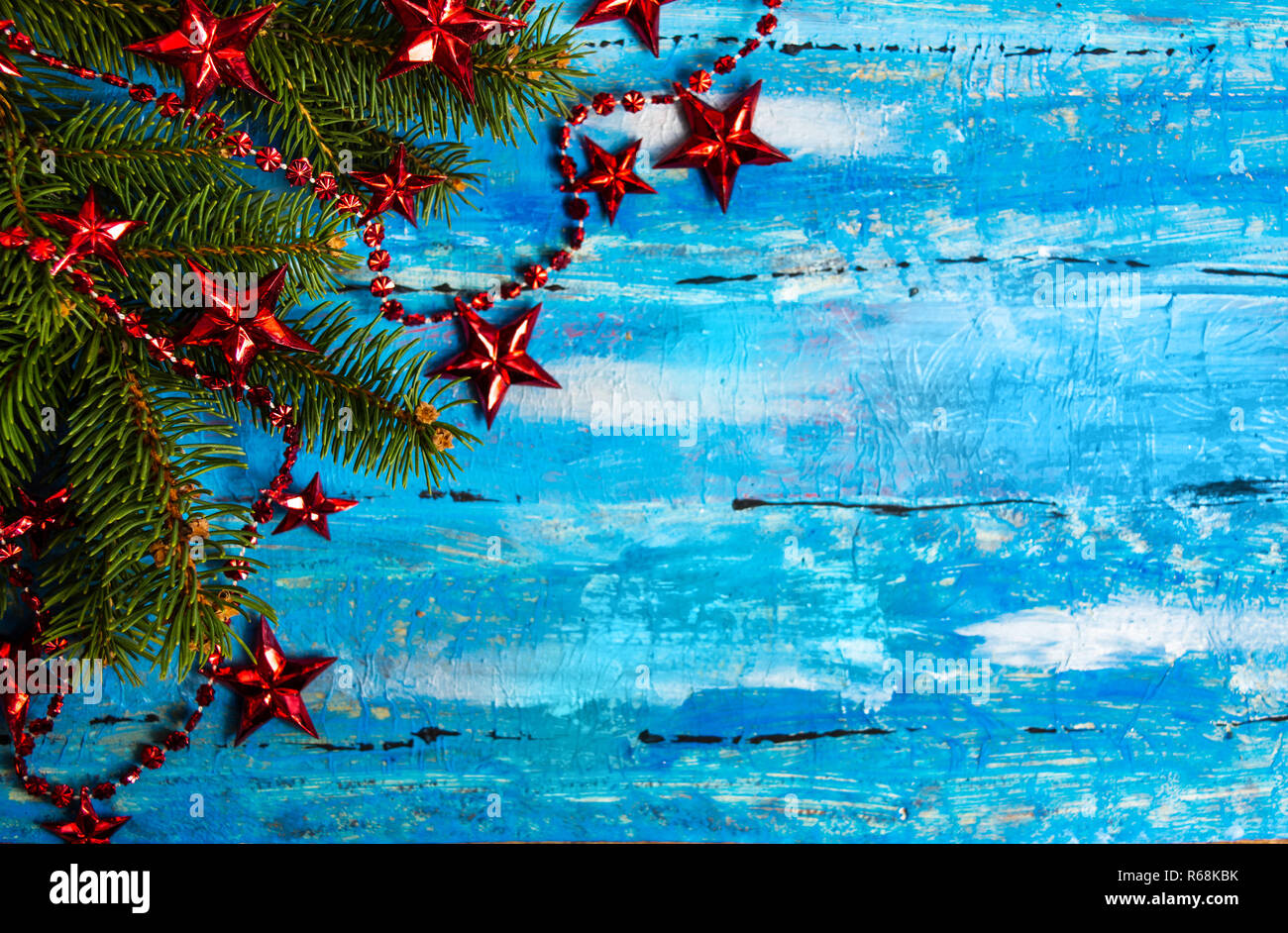 Weihnachten Dekorationen mit Tannenbaum und kopieren Raum Hintergrund Stockfoto