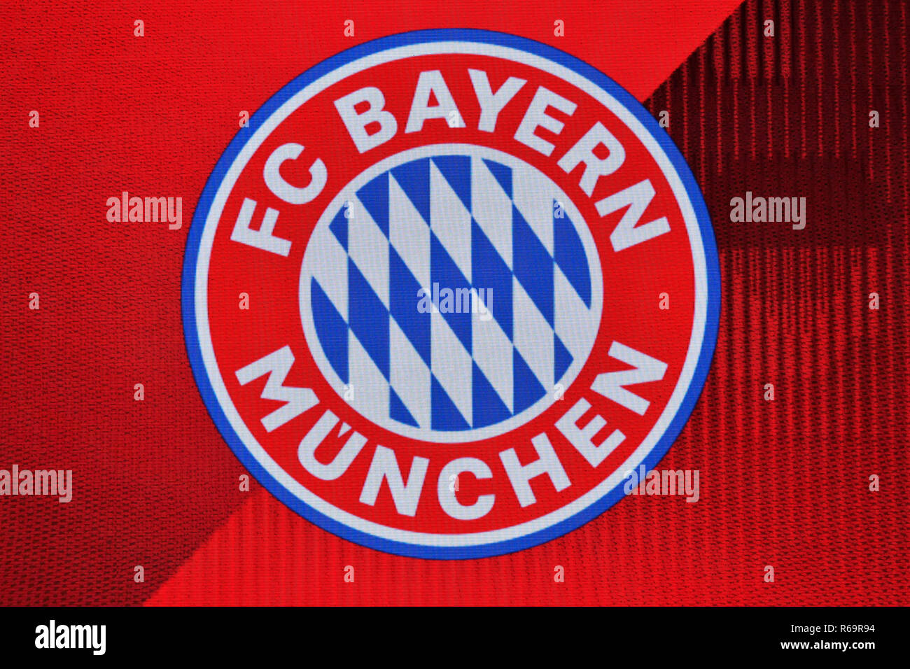 Display Board Logo des FC Bayern München, Allianz Arena, München, Bayern, Deutschland Stockfoto