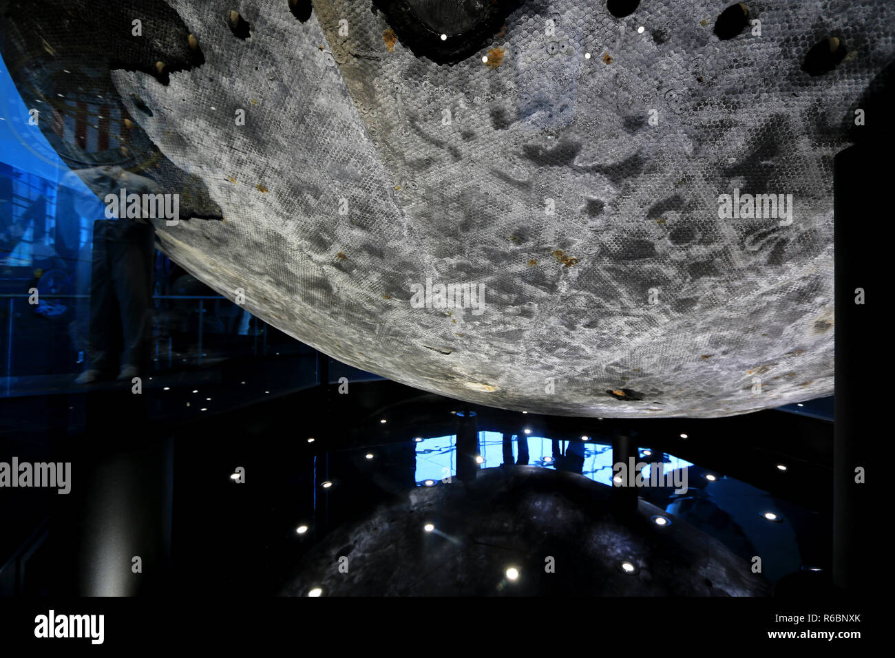Beim Wiedereintritt verbrannt Hitzeschild des zurückgegebenen Apollo 16 Befehl Modul auf Ausstellung in der US-amerikanischen Raketen- und Space Center in Huntsville, AL, USA Stockfoto