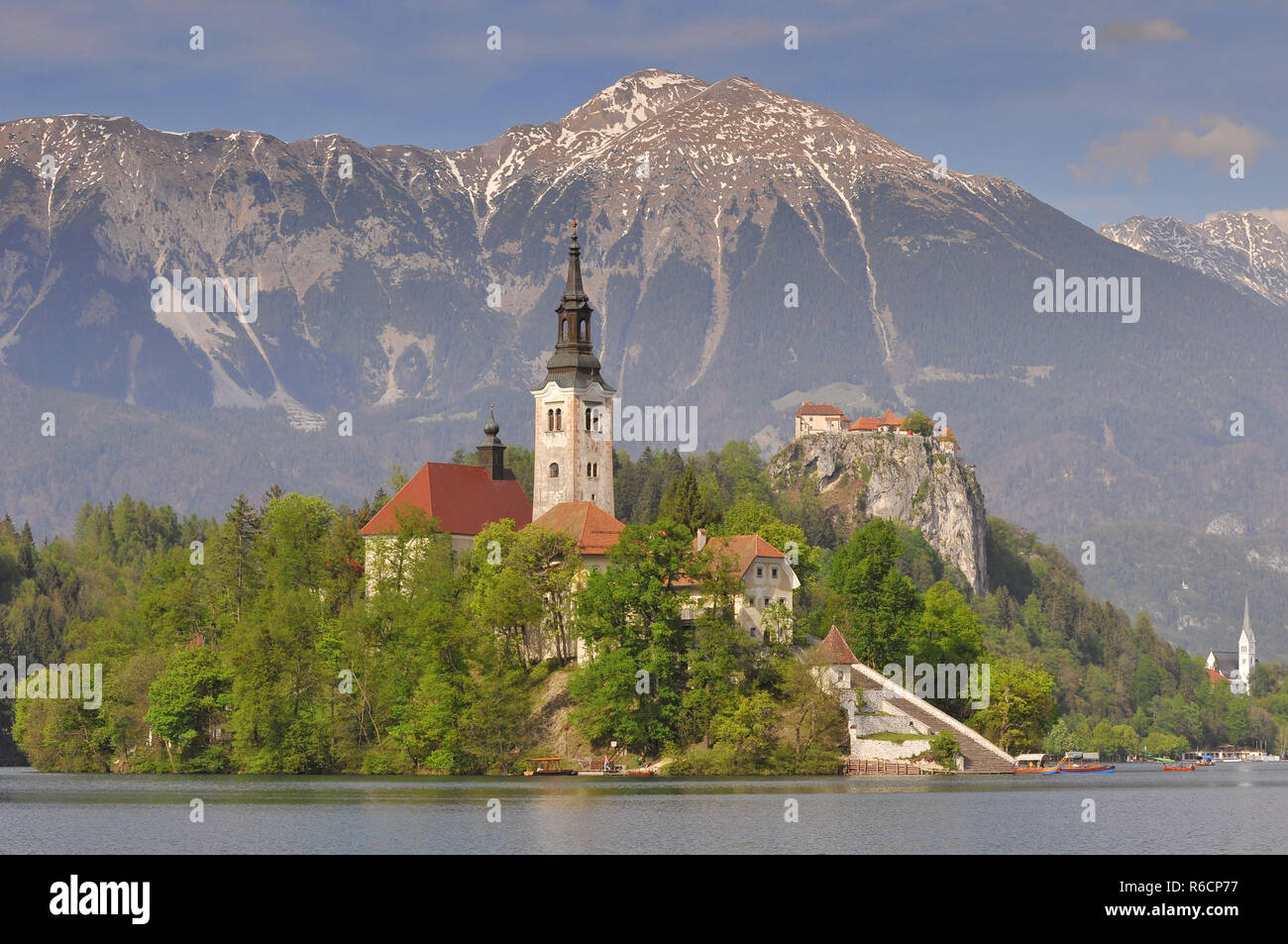 Slowenien, Bled, See von Bled und die Kirche der Himmelfahrt, Region Gorenjska Stockfoto