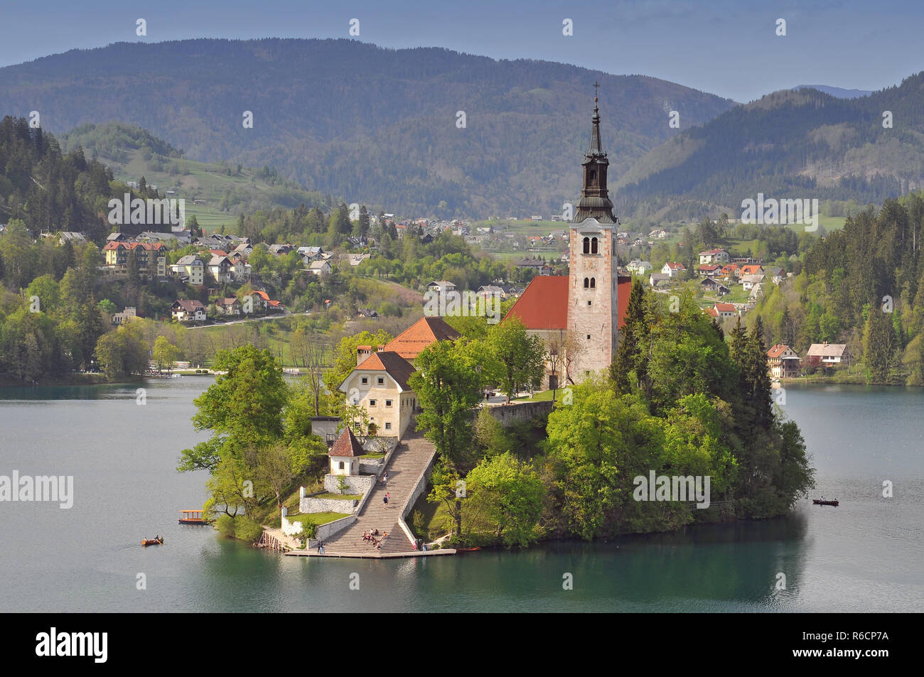 Slowenien, Bled, See von Bled und die Kirche der Himmelfahrt, Region Gorenjska Stockfoto