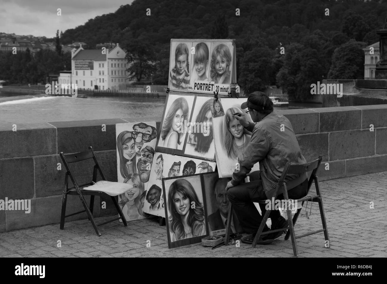 Prag ist die Hauptstadt und die grösste Stadt in der Tschechischen Republik, die 14. größte Stadt in der Europäischen Union und die historische Hauptstadt von Böhmen. Stockfoto