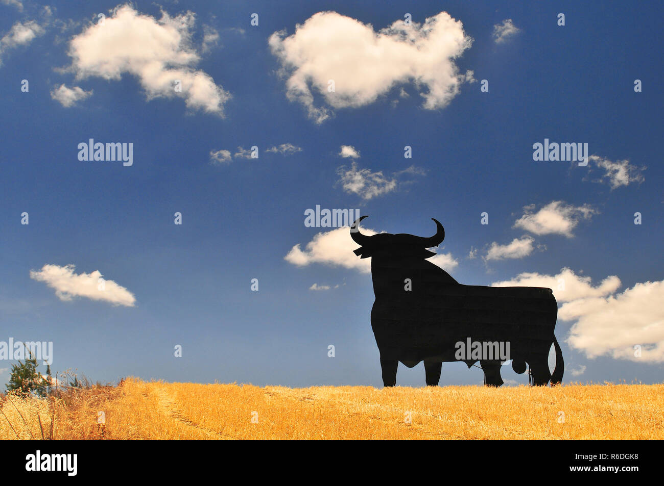 Osborne Stier Reklametafeln, Toro de Osborne, Andalusien, Spanien Stockfoto