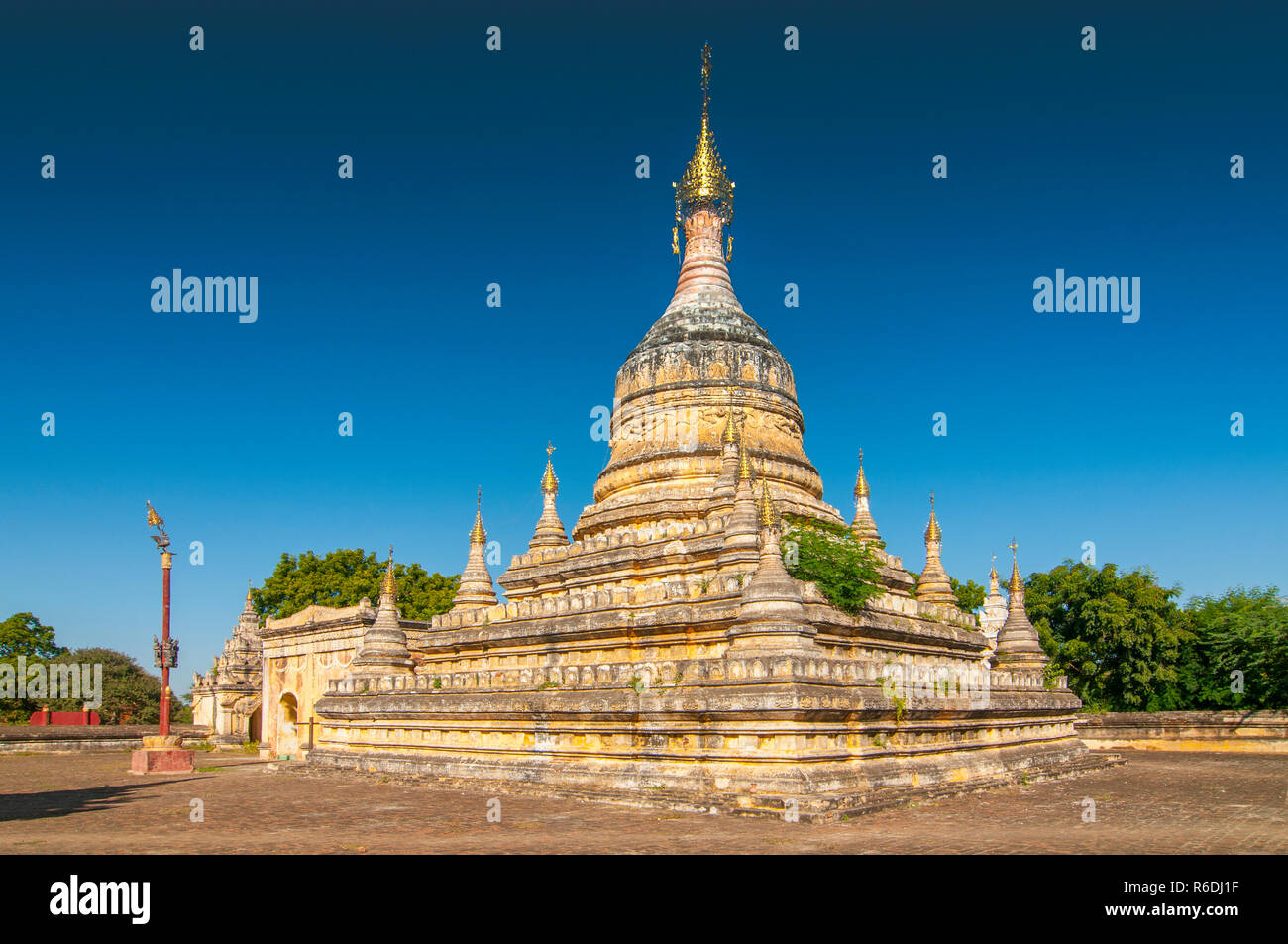 Hsu Taung Pyi Pagode in Bagan Myanmar Stockfoto