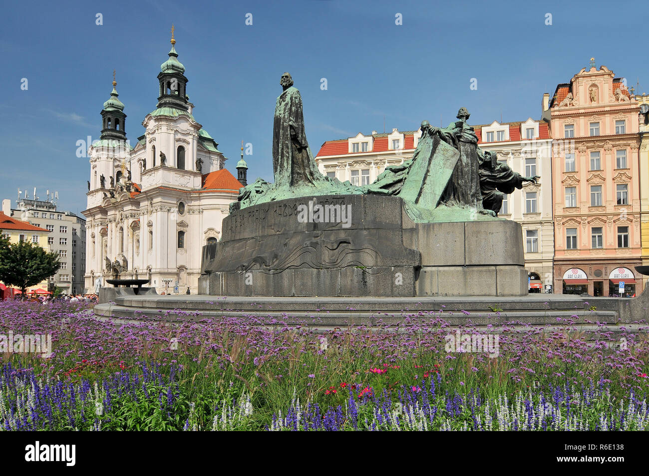 Altstädter Ring in Prag und das Denkmal von Jan Hus Tschechische Republik Stockfoto