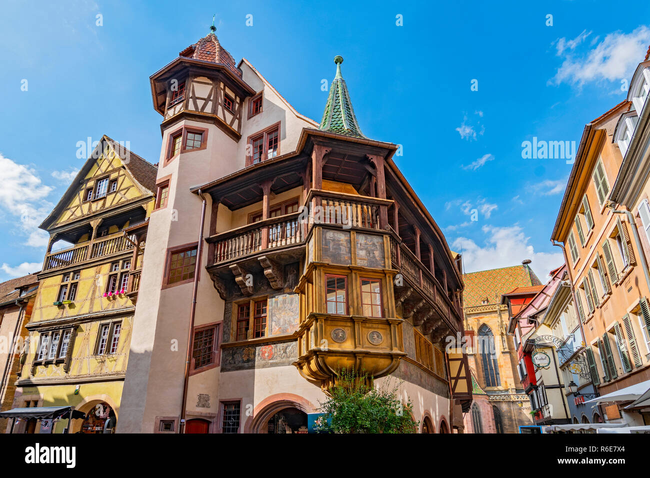 Holzbalkon Der mittelalterlichen Haus Maison Pfister in Colmar, Elsass Frankreich Stockfoto
