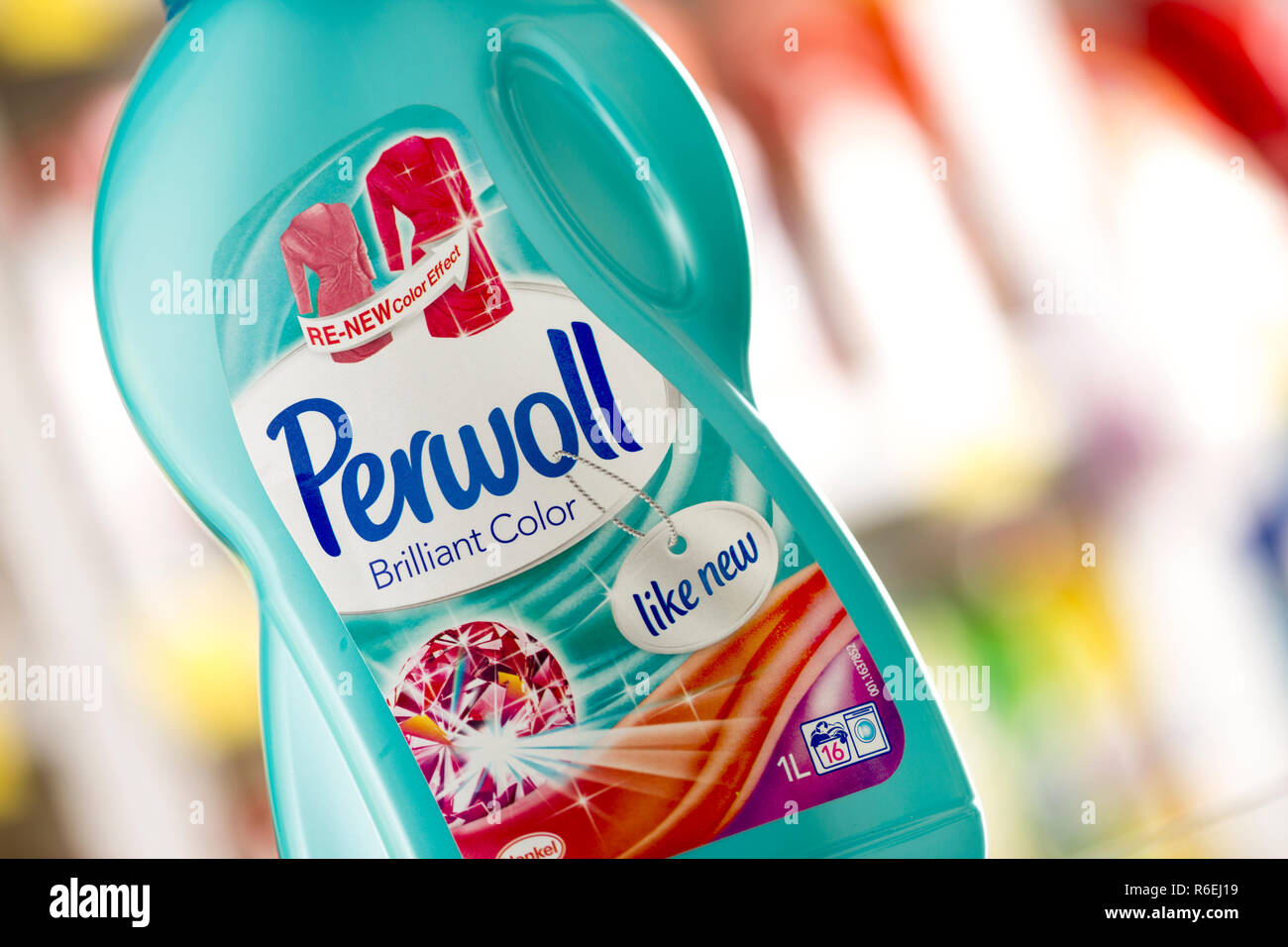 Belgrad Mai 03 14 Perwoll Ist Eine Marke Der Waschmittel Von Fa Henkel Stockfotografie Alamy