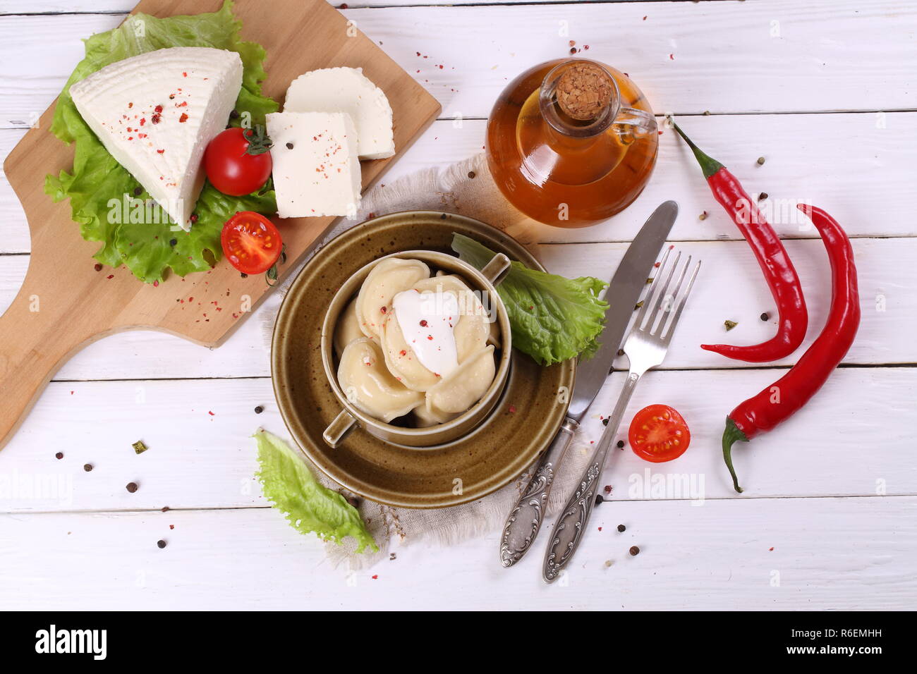 Knödel mit Adyghe Käse Stockfoto