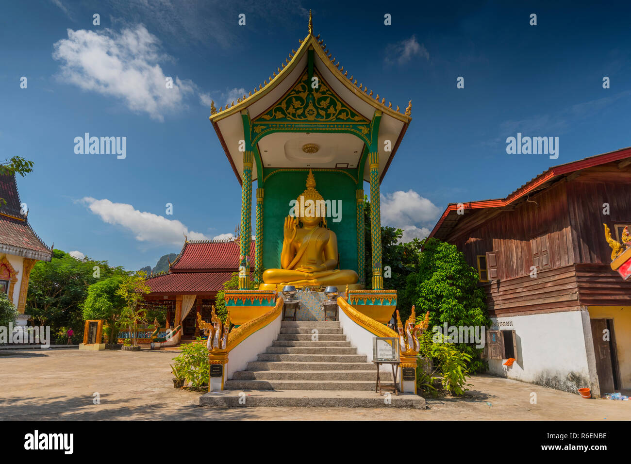 Wat Si Vieng Song oder Wat, Vang Vieng, Laos Stockfoto