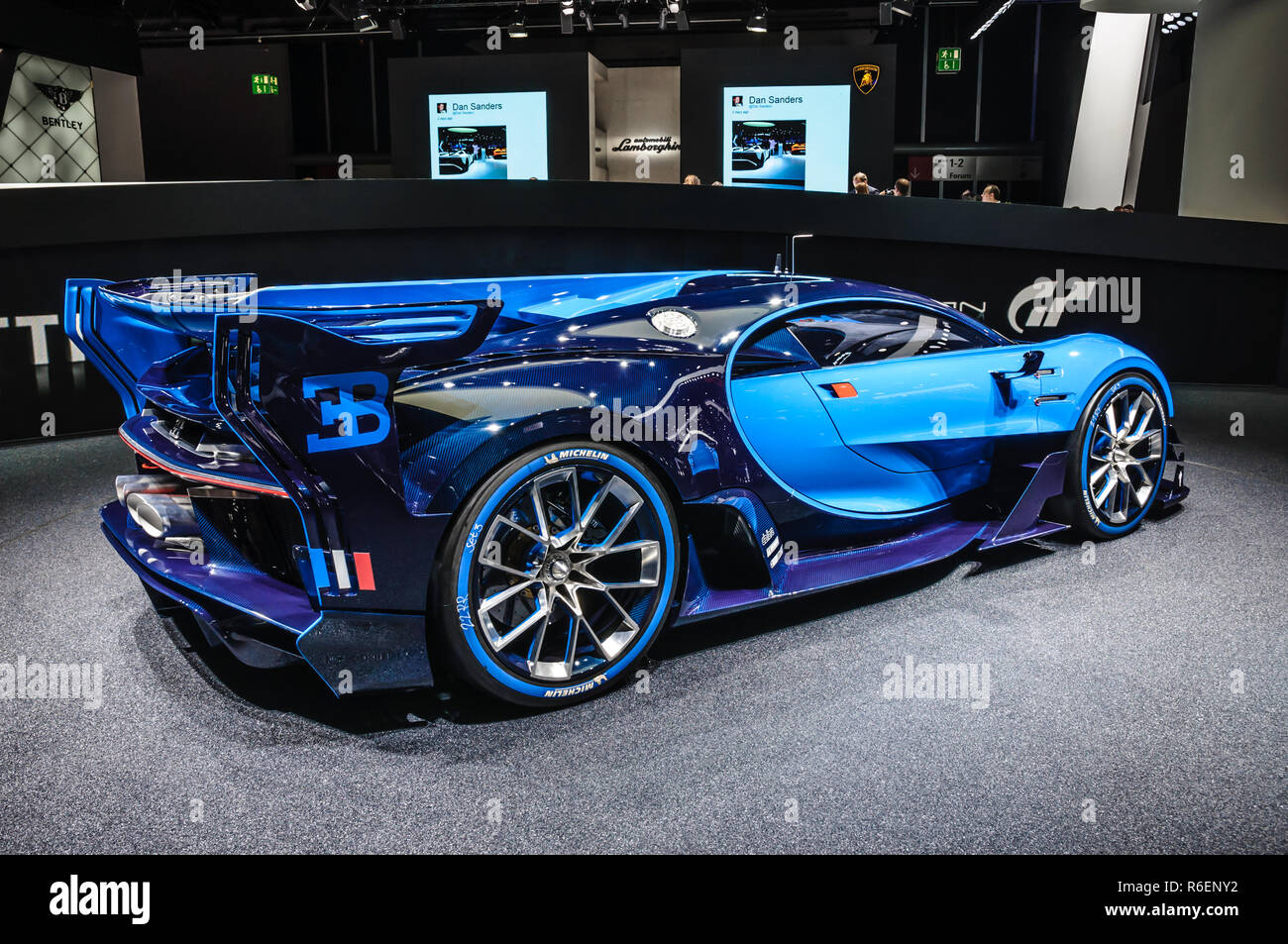 FRANKFURT - Sept. 2015: Bugatti Chiron Vision Gran Turismo auf der IAA International Motor Show am 20. September vorgelegt, 2015 in Frankfurt am Main, Deutschland Stockfoto