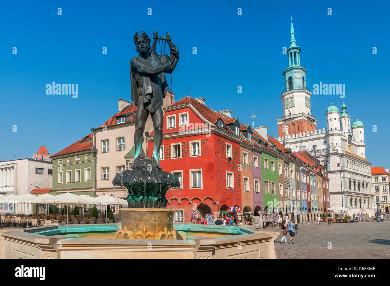 Orpheus Statue und Rathaus am Alten Markt, Posen, Polen Stockfoto