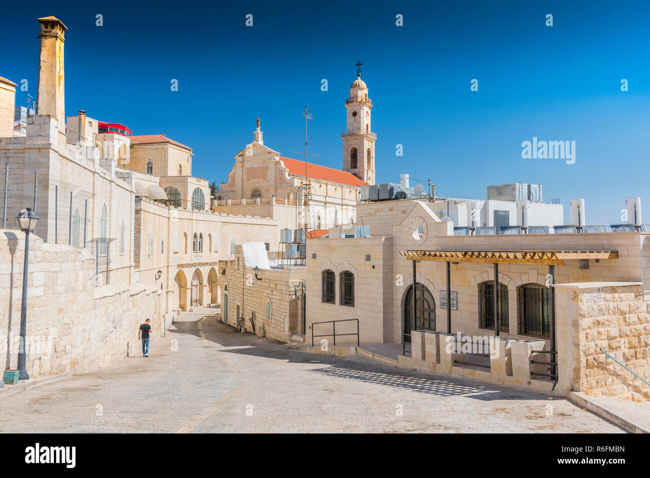 Blick auf die Alte Straße und griechisch-byzantinischen katholischen Kirche in Bethlehem Palästinensische Gebiete, Israel Stockfoto