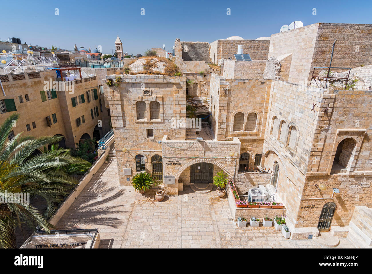 Gebäude Jerusalems Altstadt, Blick von der Hurva Synagoge, Israel Stockfoto