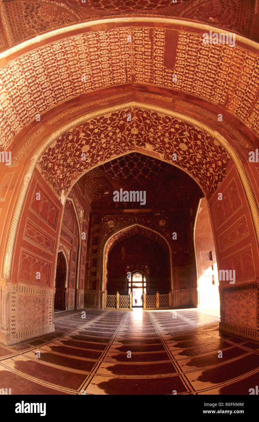 Im Inneren im Taj Mahal 7 Wunder der Welt, Agra, Uttar Pradesh, Indien Stockfoto