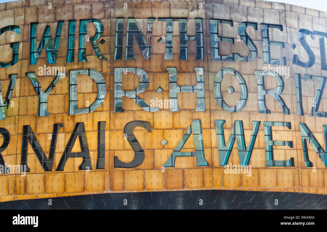 Wales Millennium Centre, Cardiff Bay, Cardiff, Wales, Vereinigtes Königreich Stockfoto