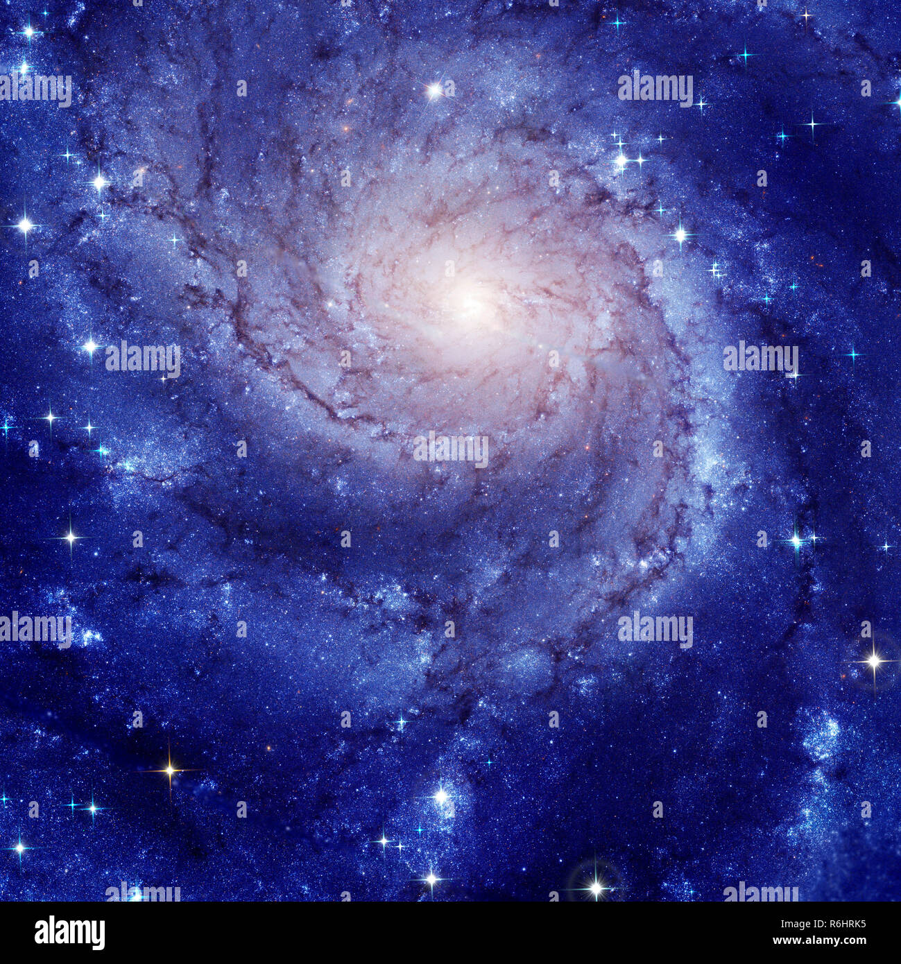 Pinwheel Galaxy, auch als M101 bekannt; es ist eine Spiralgalaxie ist etwa 21 Millionen Lichtjahre entfernt in der Nähe des Sternbild Großer Wagen gefunden werden kann. Stockfoto