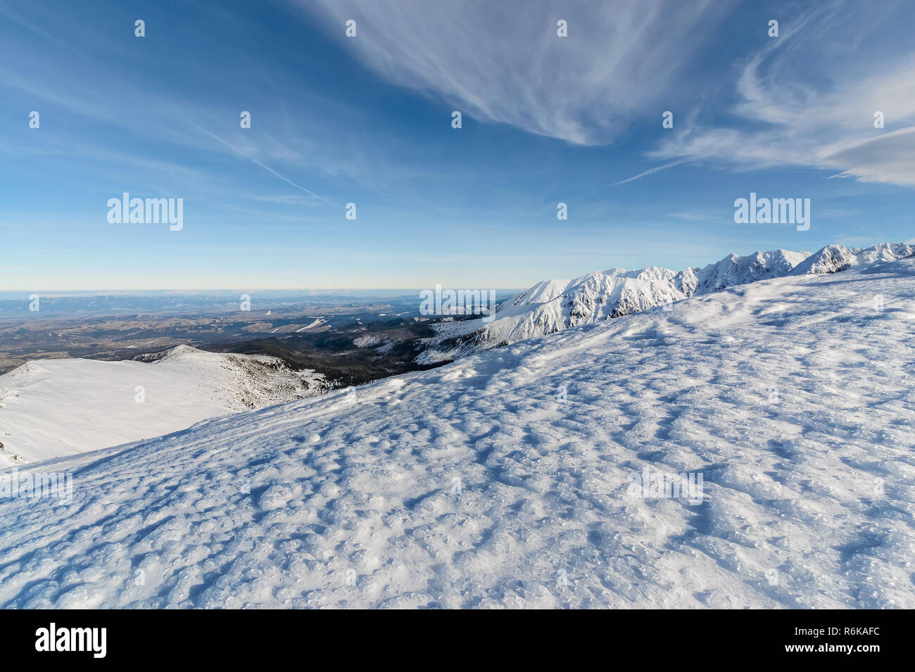 Eis Pisten in einem der Gipfel der Hohen Tatra in Polen Stockfoto