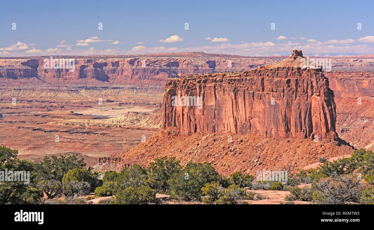 Bunte Monolith in der Green River Canyon im Canyonlands National Park in Utah Stockfoto