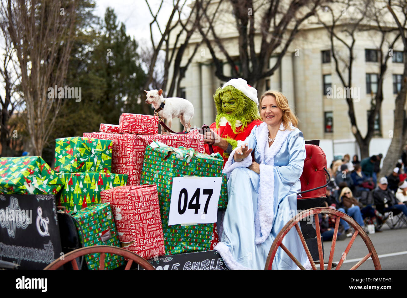 Prescott, Arizona, USA - Dezember 1, 2018: Auf einem Weihnachten Float Grinch Stockfoto