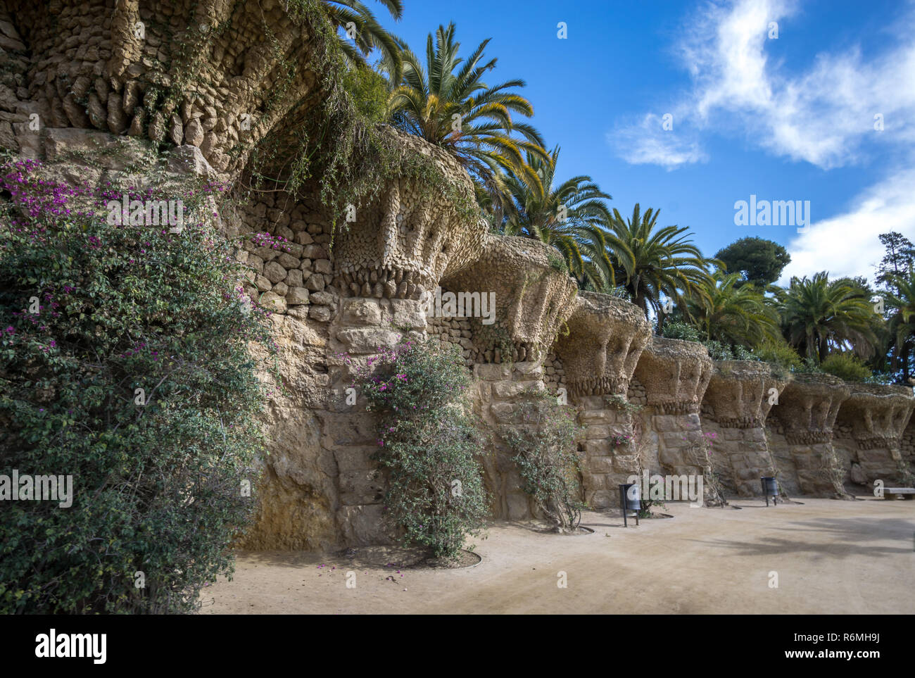 Park Guell spalten und Viadukte Stockfoto