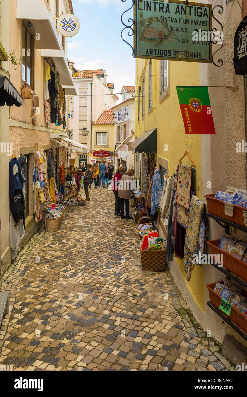 SINTRA, PORTUGAL - November 19, 2018: Sintra ist ein wichtiges touristisches Ziel in Portugal, für die der Landschaft und für seine zahlreichen historischen p berühmten Stockfoto