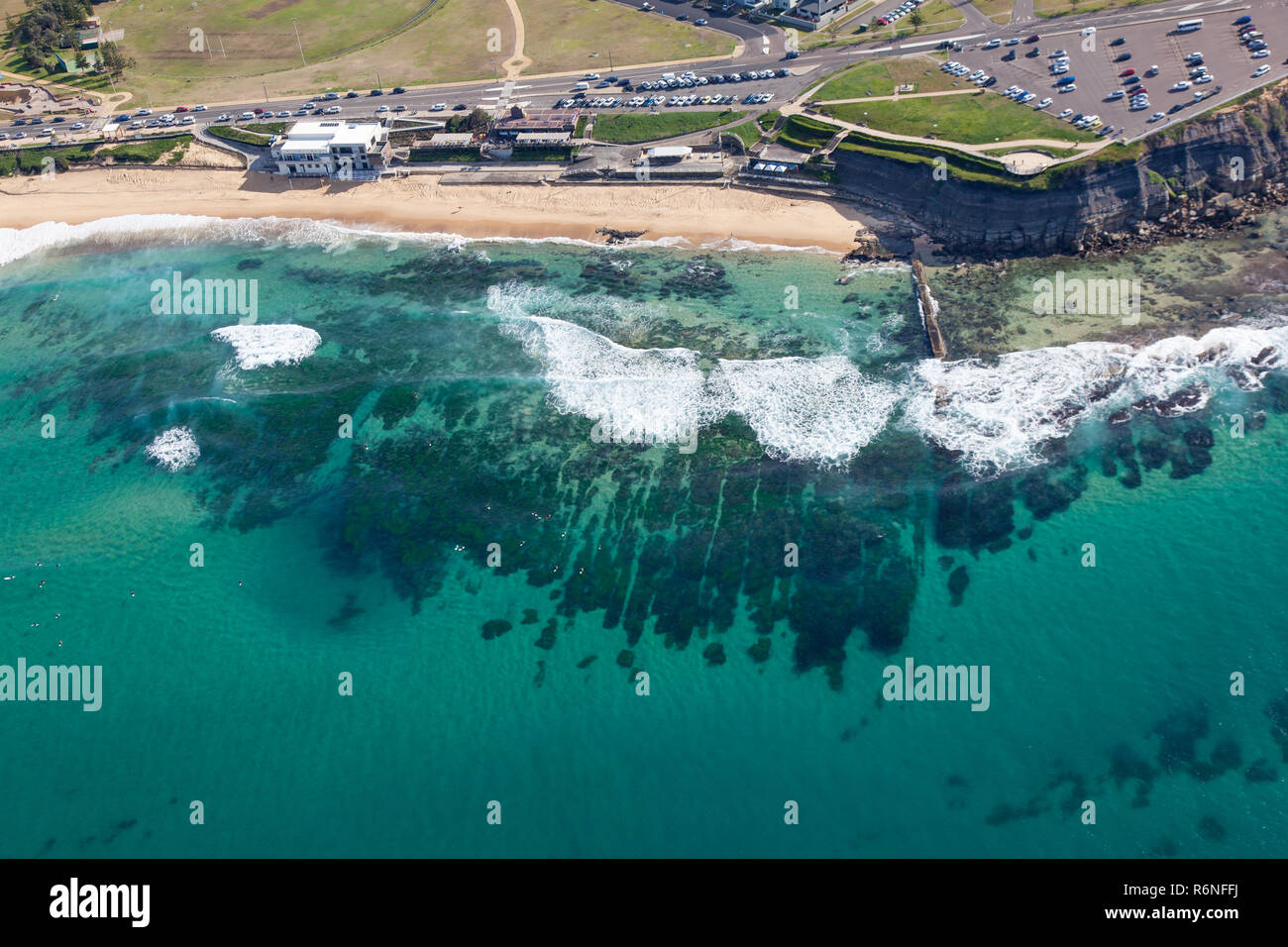 Luftaufnahme von Bar Beach Newcastle Australien. Newcastle ist New South Wales zweite larest Stadt und hat viele tolle Strände. Stockfoto