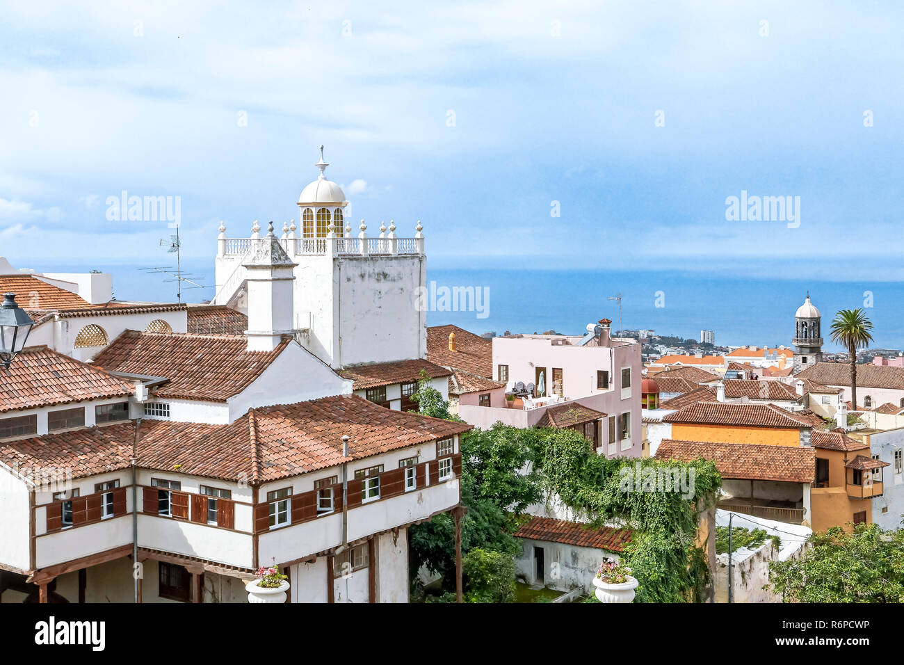 Teneriffa - Blick von der Plaza de la ConstituciÃ³n in die Altstadt von La Orotava Stockfoto