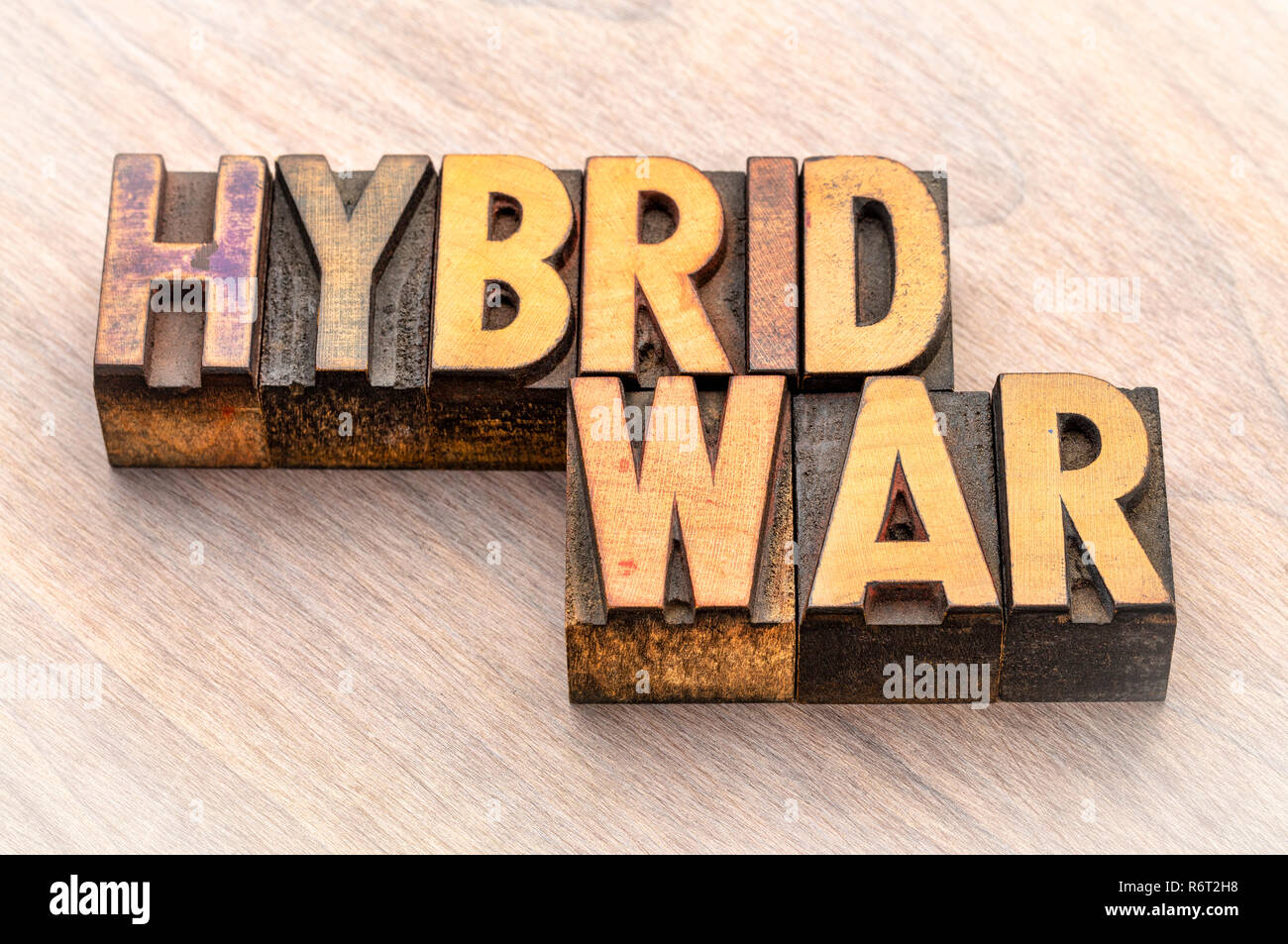Hybriden Krieg word Abstract in Vintage buchdruck Holz Bausteine vom Typ Stockfoto