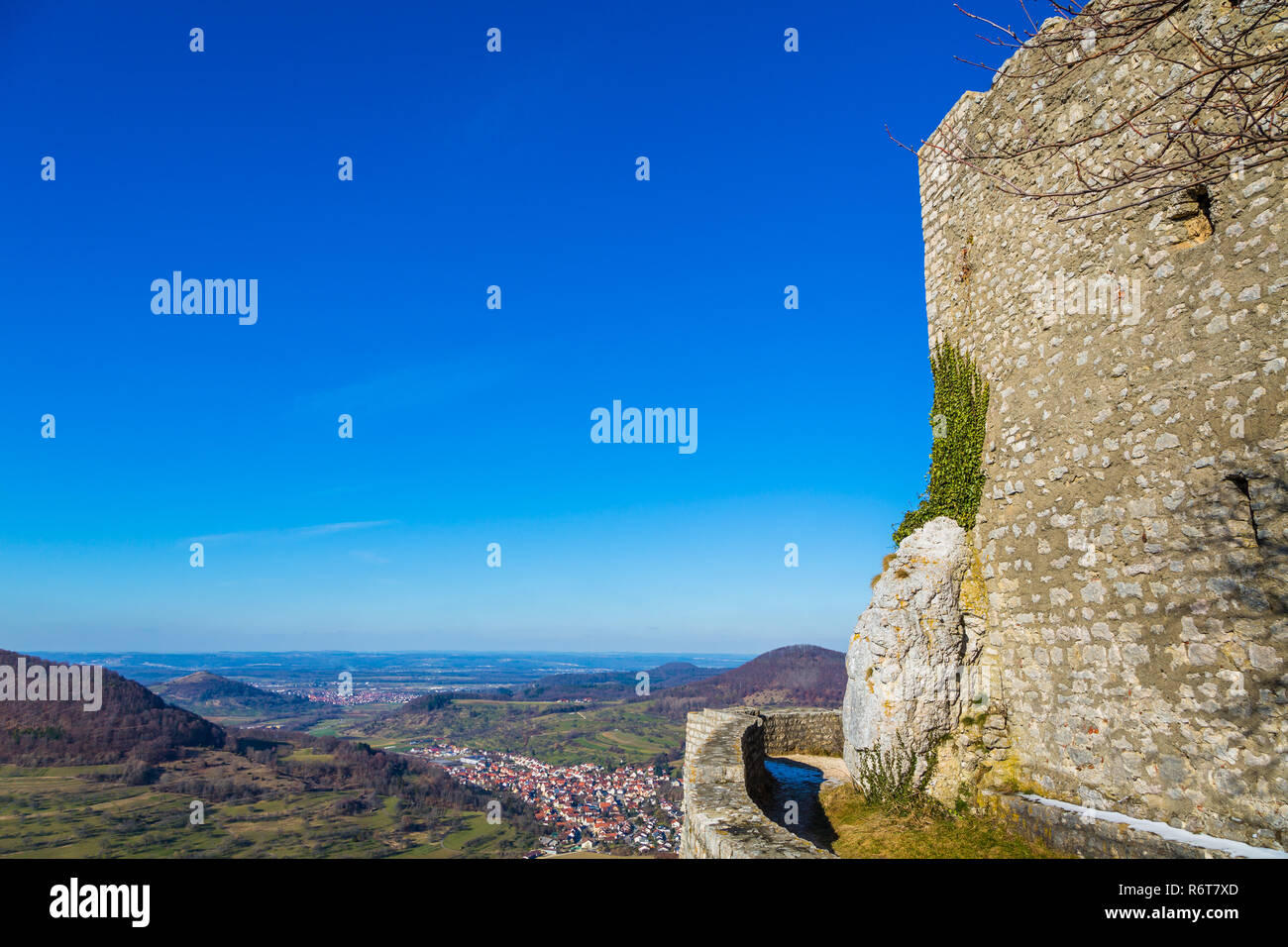Blick von der Ruine der Burg reuÃŸenstein Stockfoto