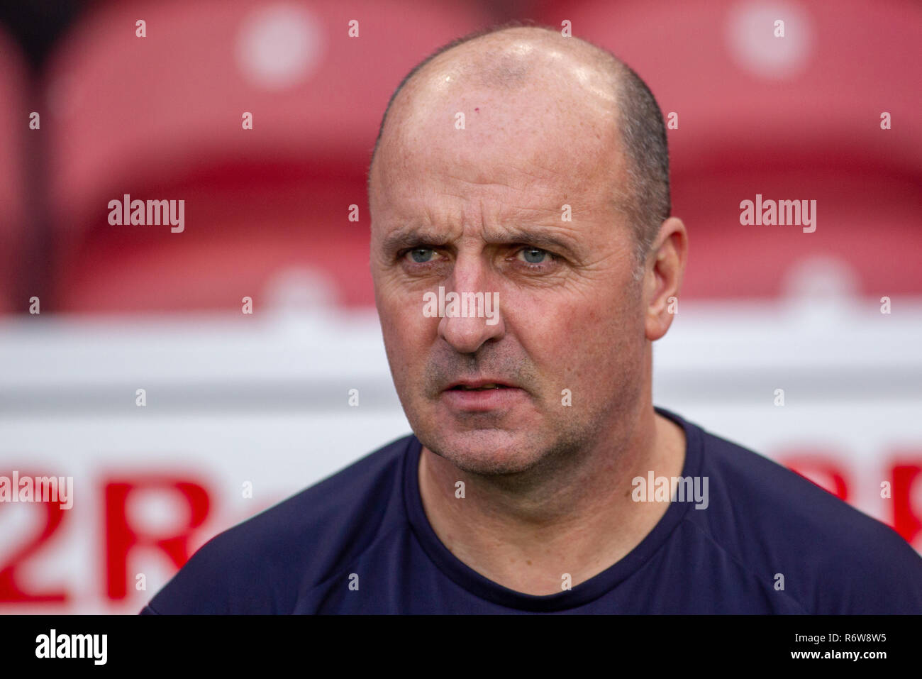 19. November 2018, Riverside Stadium, Middlesbrough, England; EFL-Meisterschaft, Middlesbrough v Wigan Athletic: Paul Cook Manager von Wigan Athletic Credit: Craig Milner/News Bilder der Englischen Football League Bilder unterliegen DataCo Lizenz Stockfoto