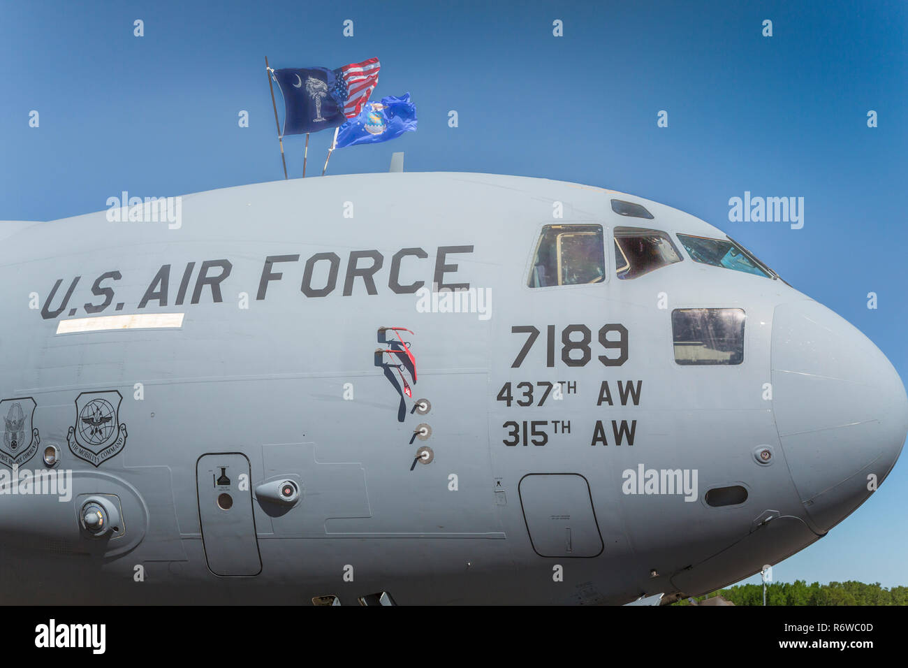 Die Boeing C-17 Globemaster Verkehrsmittel Flugzeug in statische Masse Anzeige an die Airshow 2017 in Duluth, Minnesota, USA. Stockfoto
