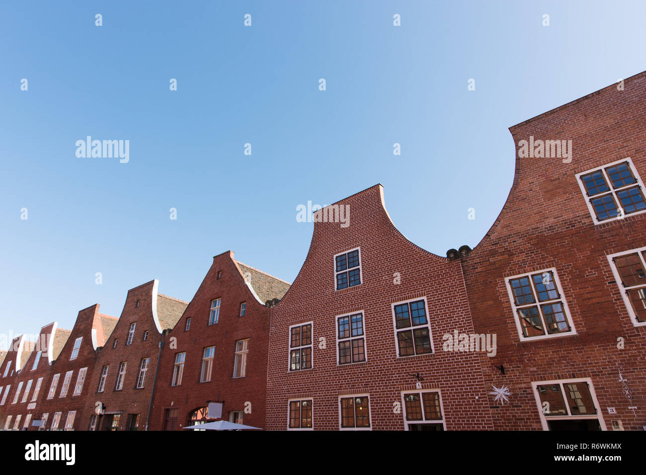 Historische Häuser im Holländischen Viertel in Potsdam. Stockfoto