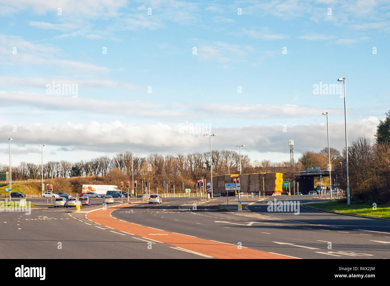 Kreuzung in Caton road Lancaster mit M6 und neuen Abschnitt der A 683 Morcambe und Heysham Lancaster von pass Lancashire England Großbritannien Stockfoto