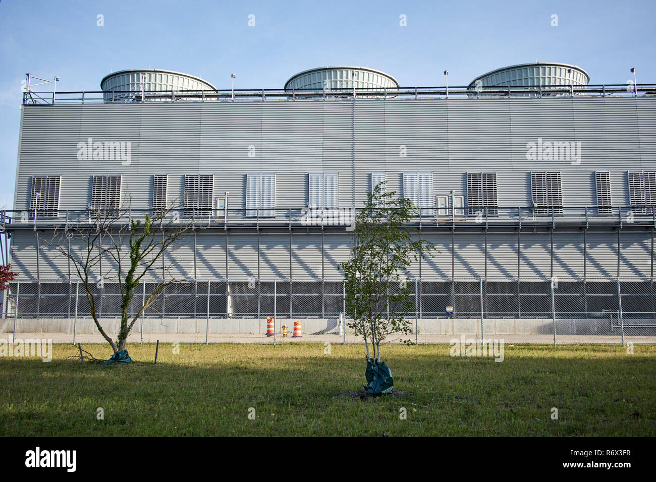 Mit Gas befeuerte Kraftwerk im Jahr 2017 in Holland, Michigan gebaut Stockfoto