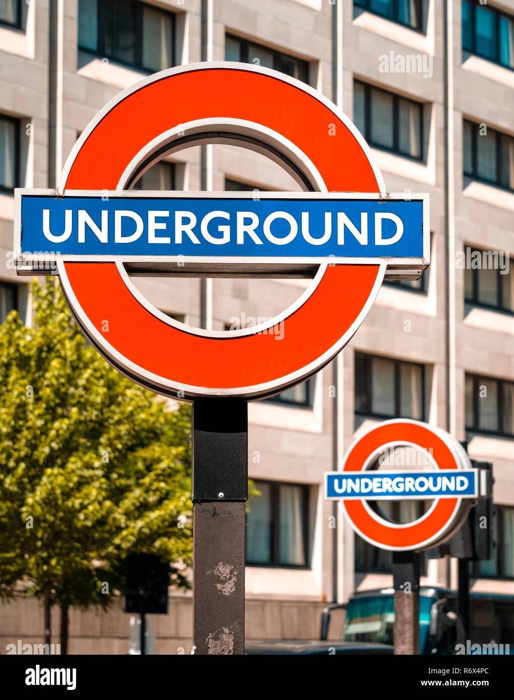 Londoner UBahnhof, der UBahn in London Service im Jahre 1863 begann und verfügt nun über 270