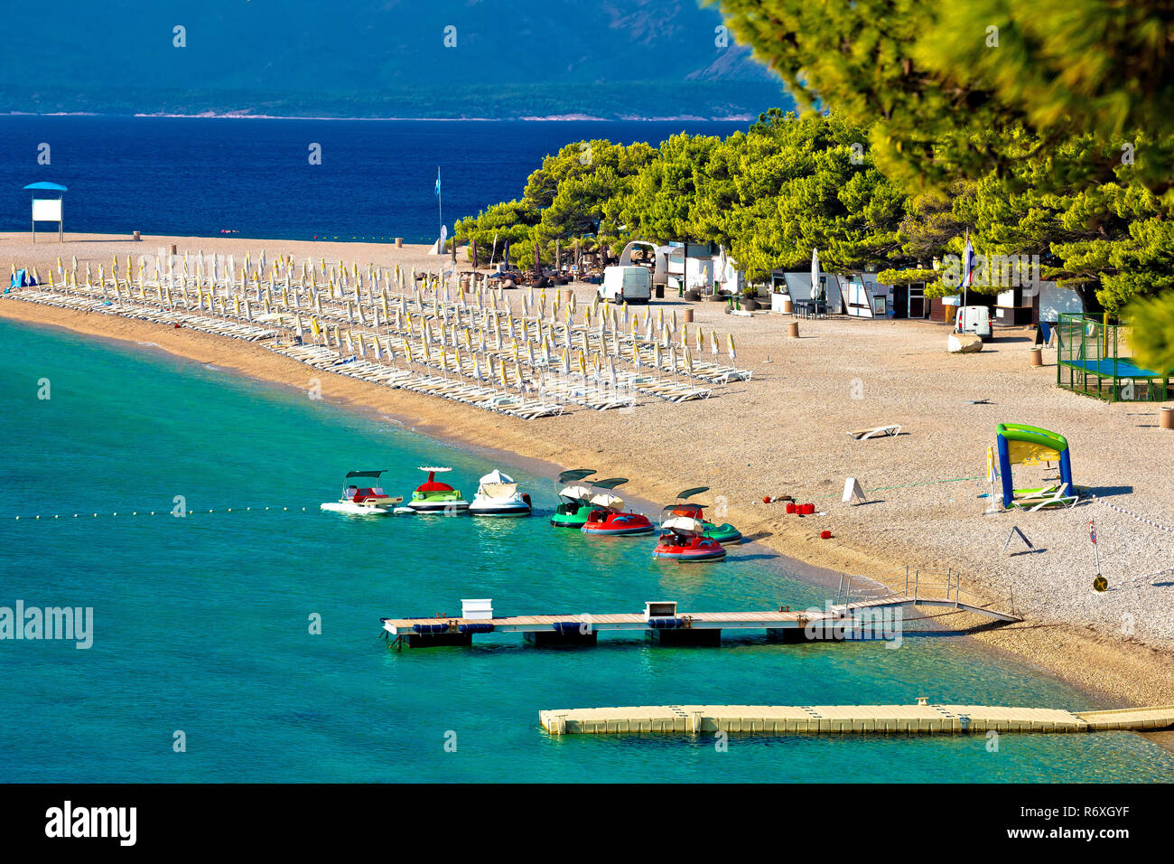 Berühmte türkis Strand Zlatni Rat in Bol auf der Insel Brac anzeigen Stockfoto