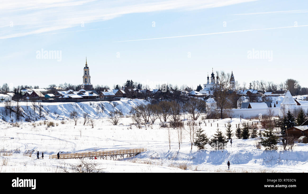 Panorama von Suzdal Stadt mit mit Klöstern Stockfoto