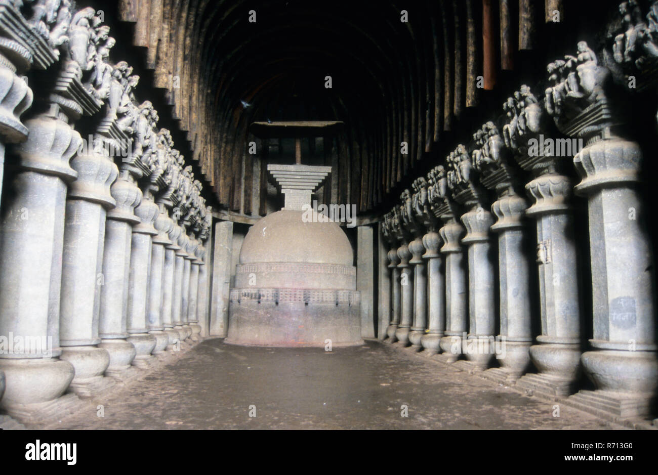 Buddhistische Stupa, chatiya Halle auf Karla Höhlen, Pune, Maharashtra, Indien Stockfoto