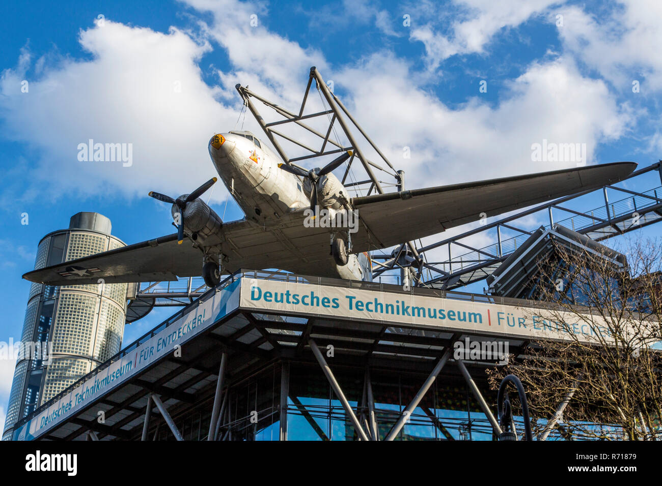 Deutschen Technik Museum DC-3-Flugzeug, Berlin, Deutschland Stockfoto