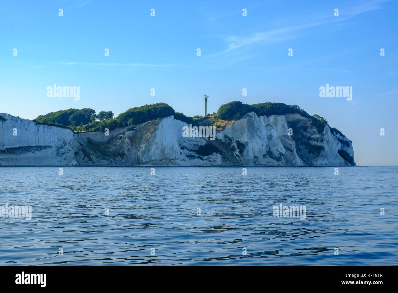 Møns Klint, die Kreidefelsen der Insel Moen, Dänemark, Skandinavien, Europa, wie von offcoast gesehen. Stockfoto