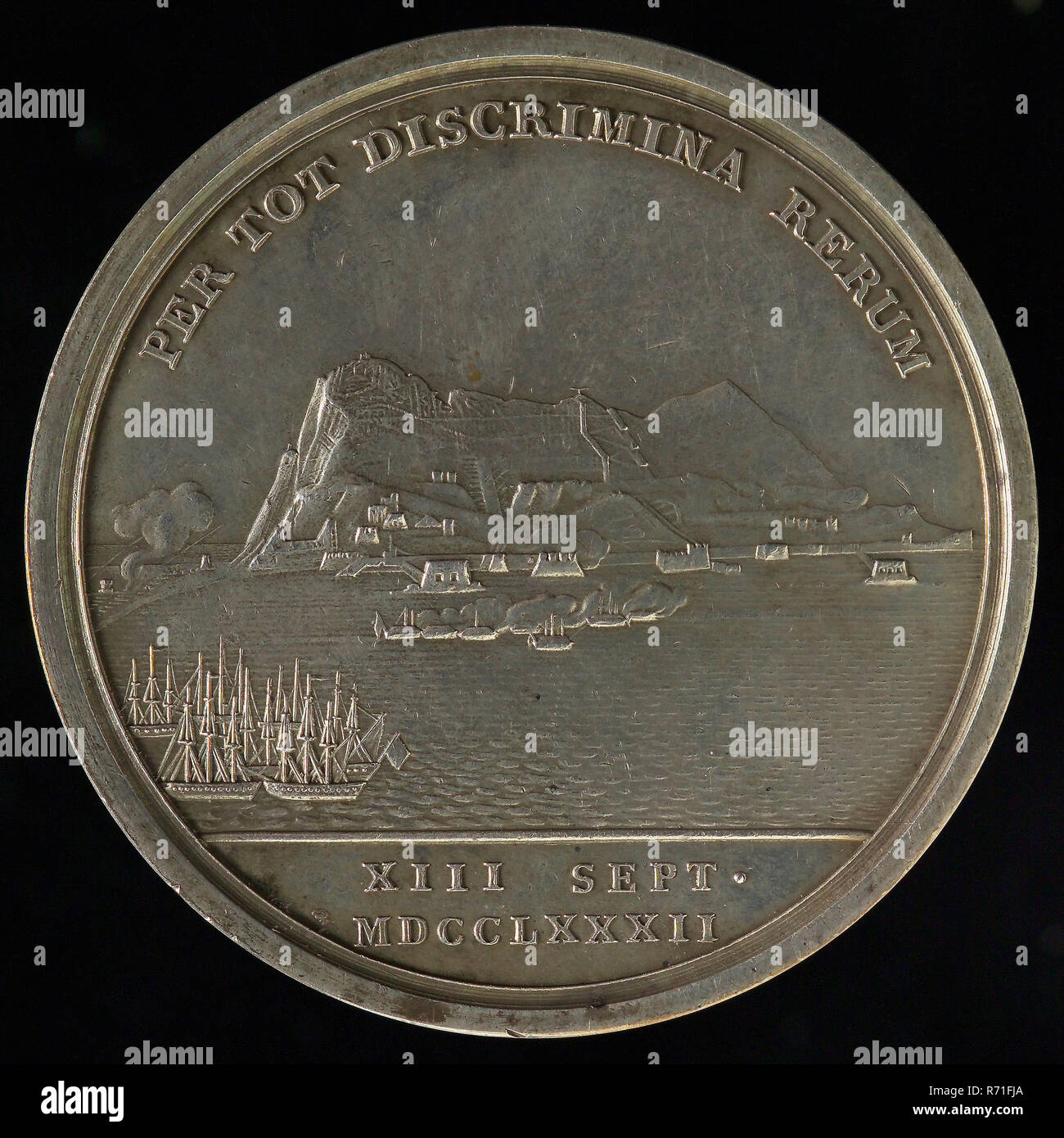 L. Pingo, Medaille auf die Verteidigung von Gibraltar, penning Material Silber, mit Blick auf den Felsen von Gibraltar, für die einige Schiffe, omschrift pro zu GESCHLECHTSBEDINGTEN CHANCEN RERUM (vorhersehbaren Staaten) in Abschnitt XIII SEPT. MDCCLXXXII (13. September 1782) Stockfoto