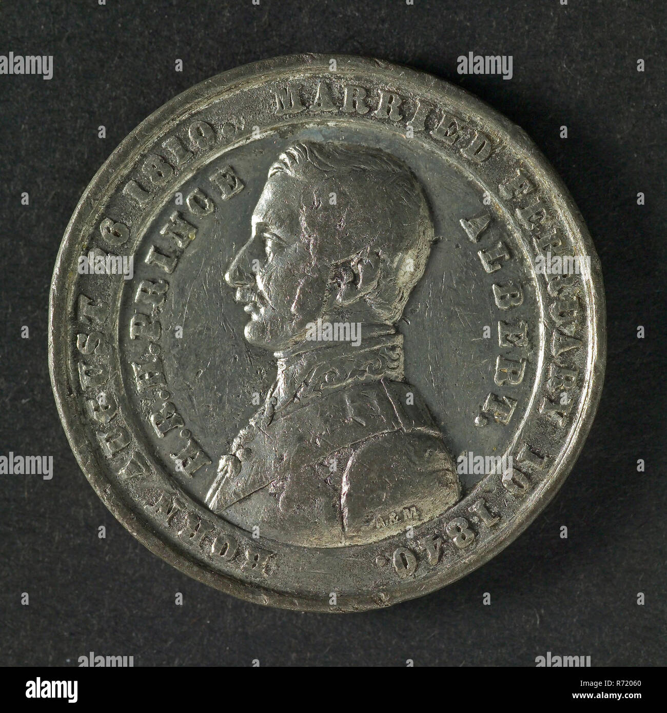 A+M (Allen en Joseph Moore), Medaille zu Ehren des Prinzen Albert anlässlich seiner Hochzeit mit der Königin Victoria 1840, Hochzeit Medaille Medaille Medaille Zinn, Büste Prinz Albert nach links außerhalb Umschreibung: Geboren am 26. AUGUST 1810 verheiratet 10. FEBRUAR 1840 in Legende: Seine Königliche Hoheit, Prinz-ALBERT auf der Schulter cut Hochzeit gekennzeichnet Stockfoto