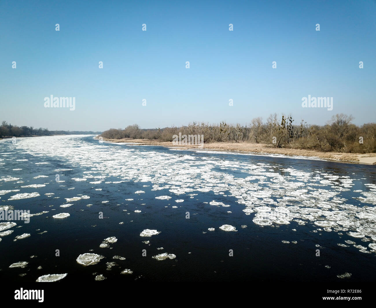 Eis driften, Eisgang auf der Elbe, Eisschollen Stockfoto